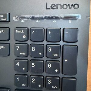 Lenovo Black Wireless Keyboard